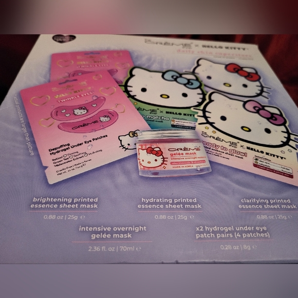 NIB Limited Edition Hello Kitty mask set - Picture 3 of 3